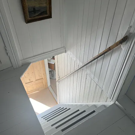 Historic House, 1880 - Stunning Panoramic Views Sørvågen