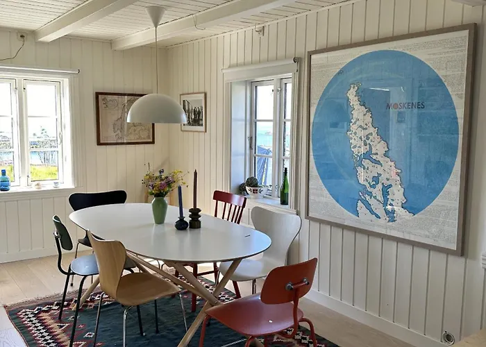 Historic House, 1880 - Stunning Panoramic Views Vakantiehuis Sørvågen