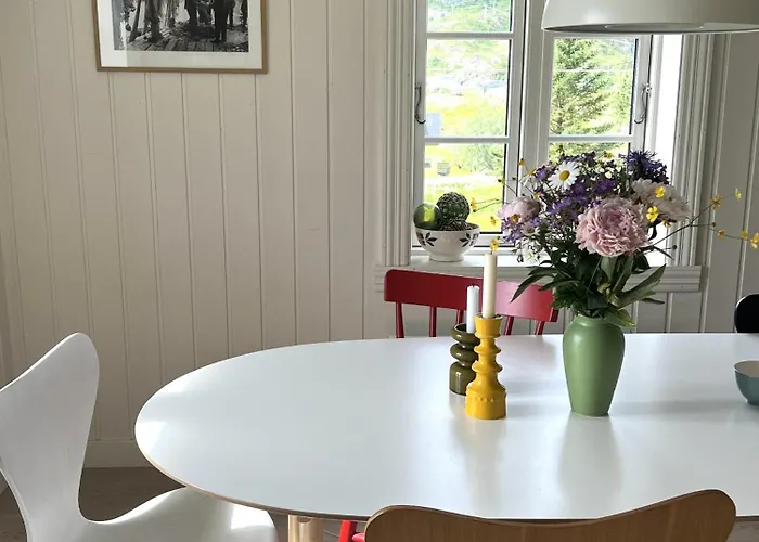 Historic House, 1880 - Stunning Panoramic Views * Sørvågen