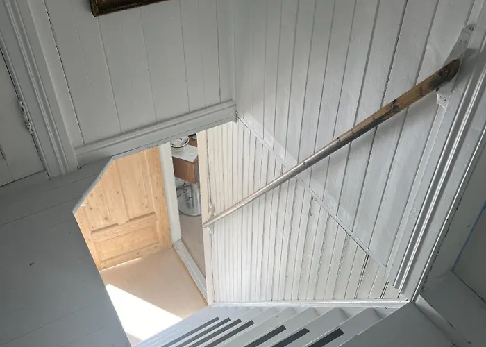 Historic House, 1880 - Stunning Panoramic Views Sørvågen