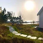 Feriehus Historic House, 1880 - Stunning Panoramic Views Sørvågen