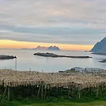 Historic House, 1880 - Stunning Panoramic Views Feriehus