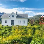 Historic House, 1880 - Stunning Panoramic Views