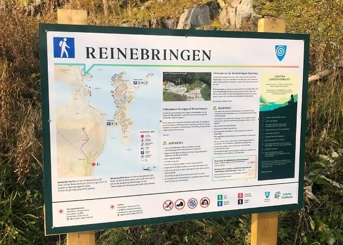 Historic House, 1880 - Stunning Panoramic Views Sørvågen